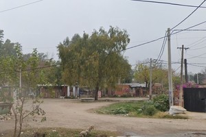 El crimen ocurrió en inmediaciones de Magallanes y Libertad, una zona de casas bajas, calles de tierra, zanjas a cielo abierto y escasa iluminación.