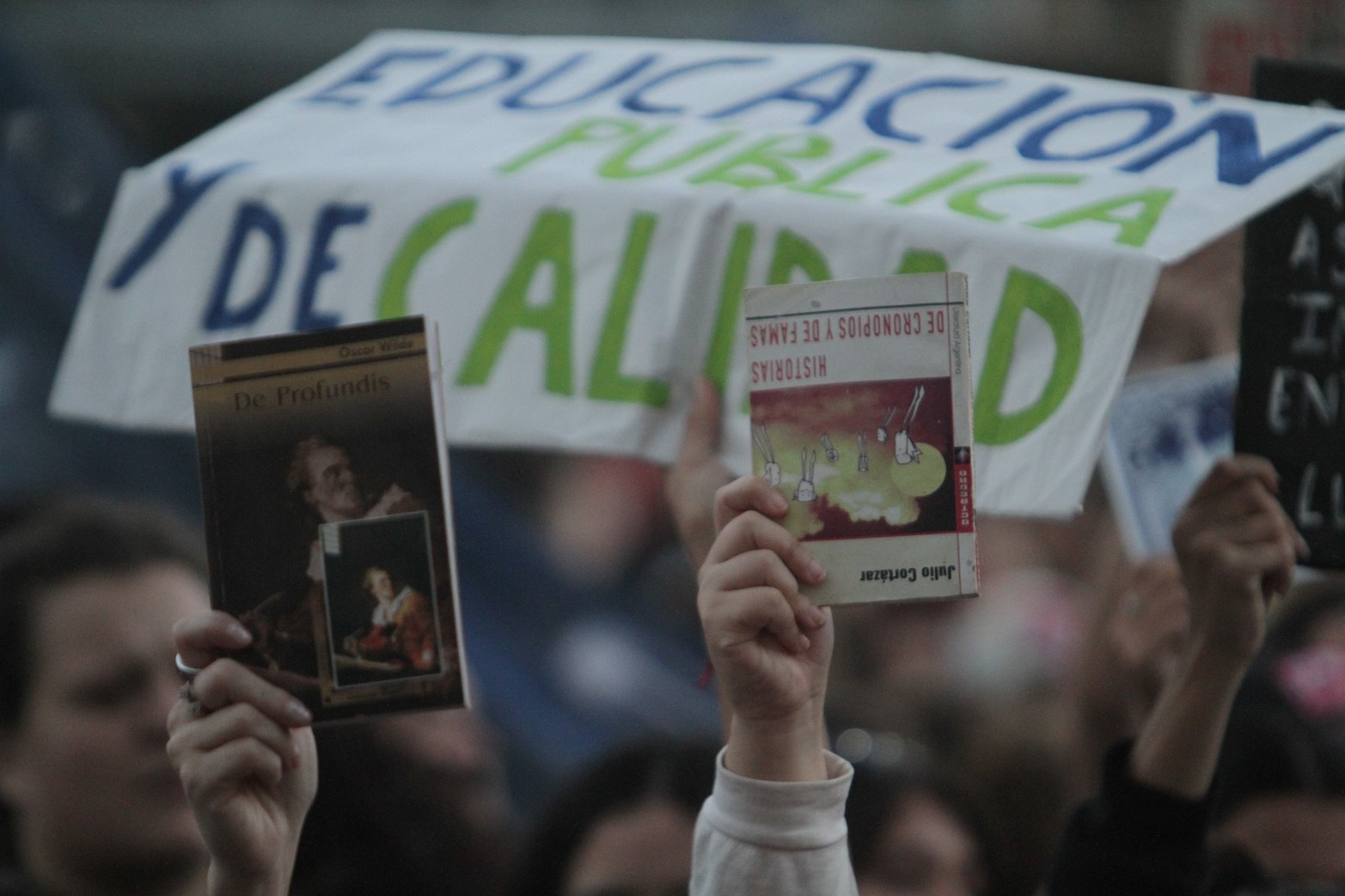 Marcha contra el recorte a las universidades en Paraná