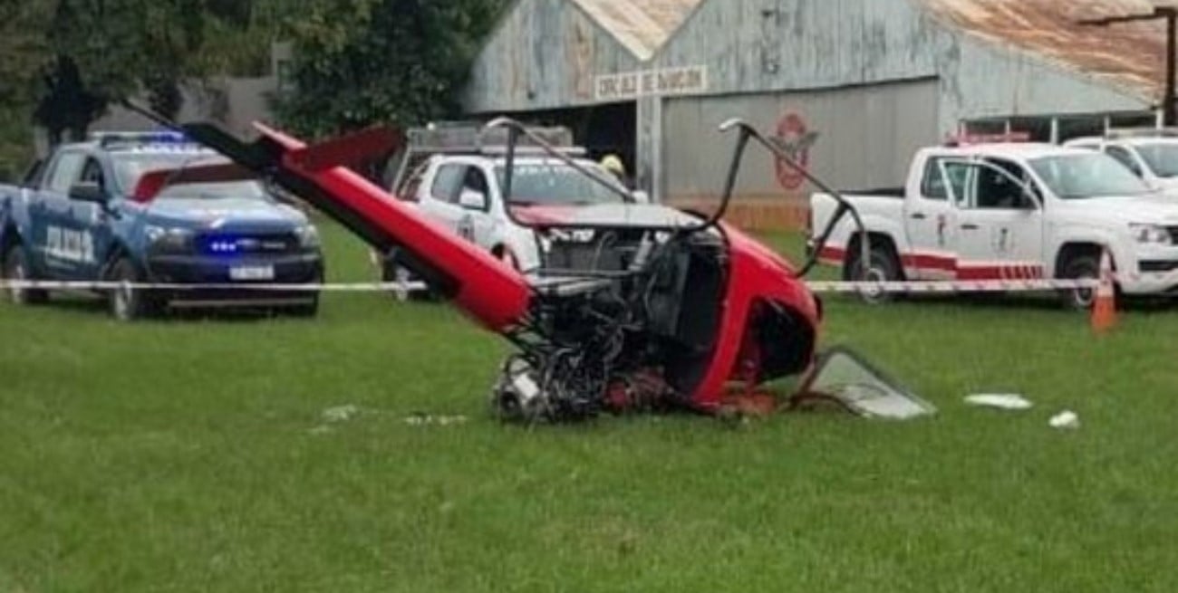 Video: se cayó un helicóptero en el sur de Santa Fe y hay dos heridos