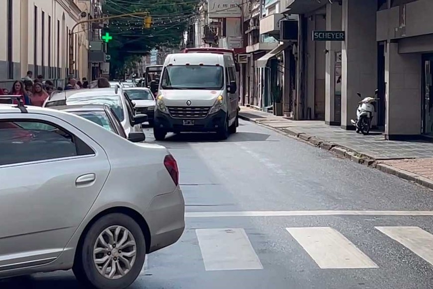 En el microcentro, los problemas en el tránsito son más complejos por las calles angostas.