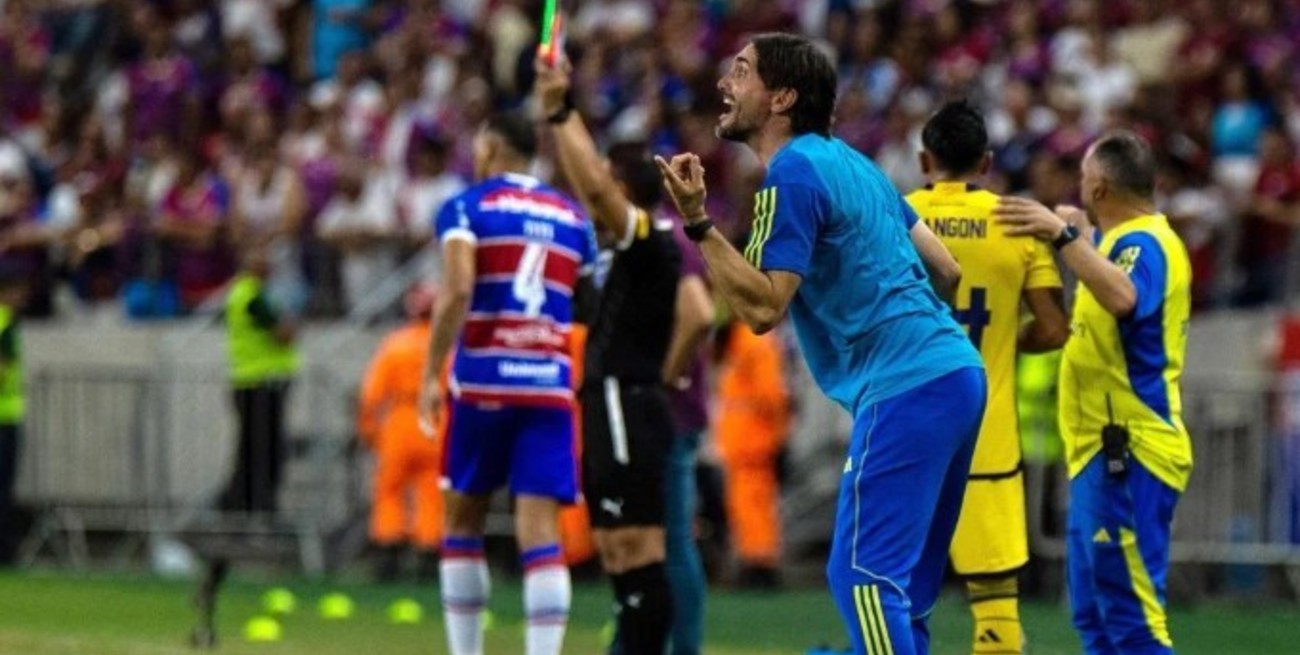 Con una ráfaga de goles, Fortaleza liquidó a Boca en Brasil