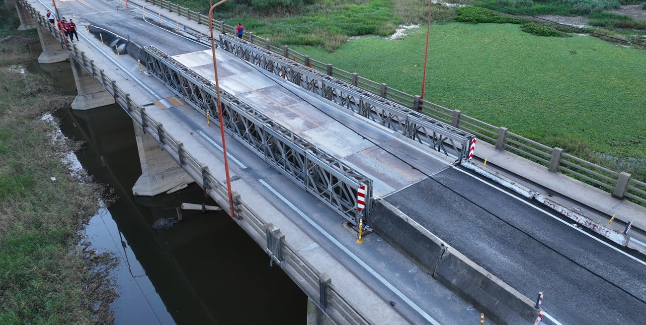 Permitirán el paso de autos con certificado de discapacidad en el Puente Carretero: cómo tramitarlo