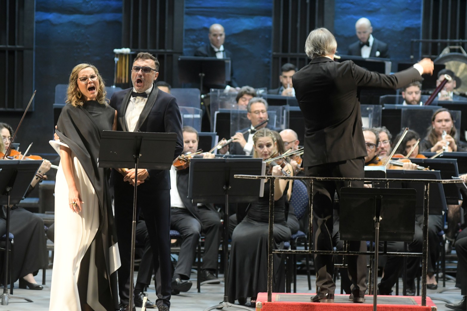 Virginia Tola y Nazareth Aufe actuarán junto con la Sinfónica de Santa Fe y el Coro Polifónico en tributo a Giacomo Puccini.