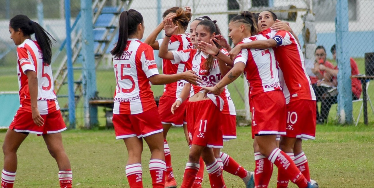 Las chicas de Unión debutan como local en la Primera B