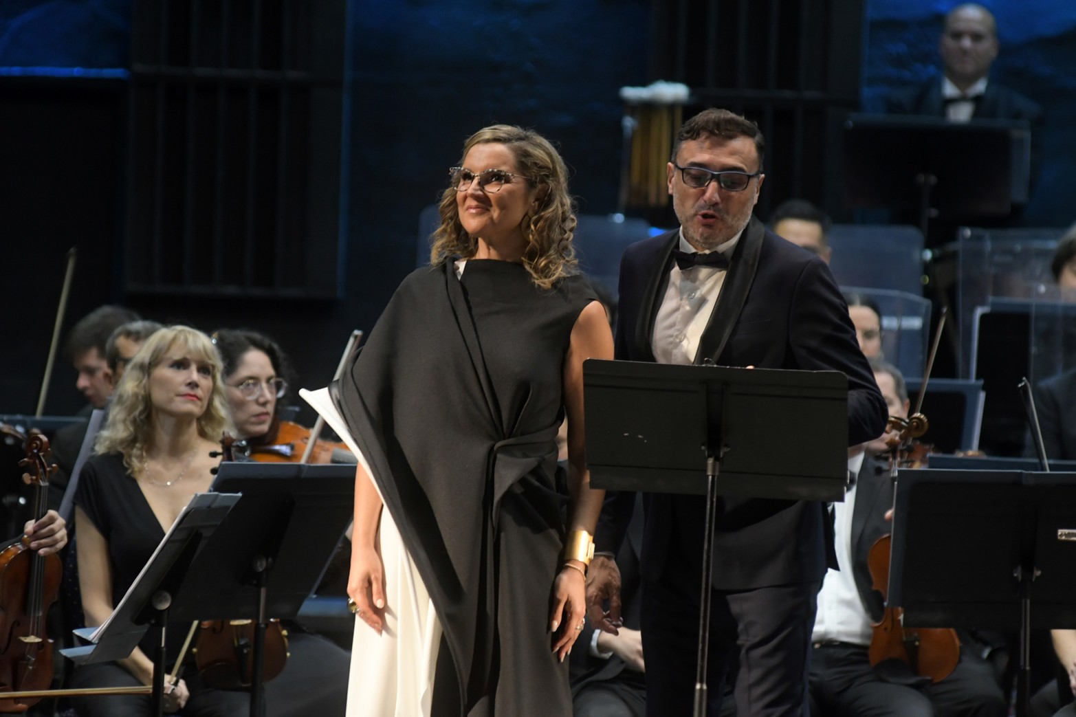 Virginia Tola y Nazareth Aufe actuaron junto con la Sinfónica de Santa Fe y el Coro Polifónico en tributo a Giacomo Puccini.