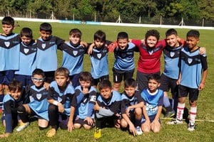 Primero los niños. Deportivo Agua FC participan con todas las categorías de los torneos liguistas. Gentileza