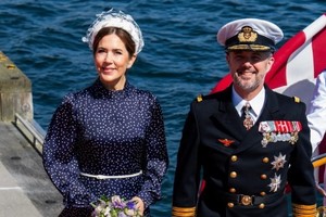 La nueva residencia de los reyes les ofrece una situación estratégica para visitar los municipios de la costa danesa en barco.