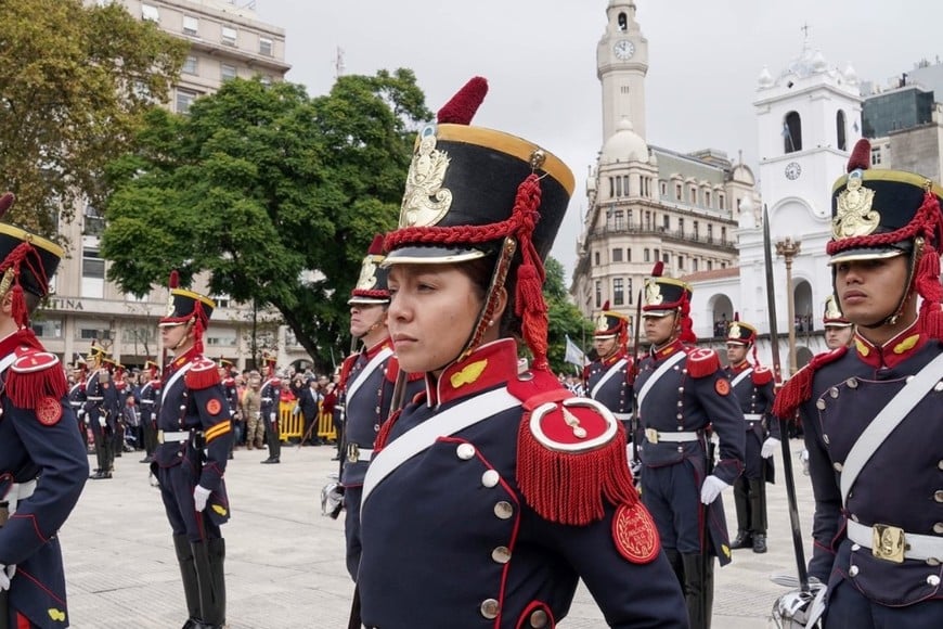 Este sábado se realizó el primer cambio de guardia de los Regimientos Históricos. Crédito: Ministerio de Defensa