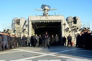 Buques de la Marina Nacional de Francia y la Armada Argentina llevaron a cabo maniobras combinadas en ejercicios de adiestramientos.