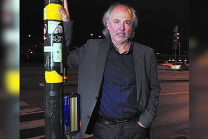 Claudio Tamburrini atajó en Almagro hasta 1977, fue secuestrado, torturado y se fugó de la Mansión Seré. Está radicado hace décadas en Suecia.