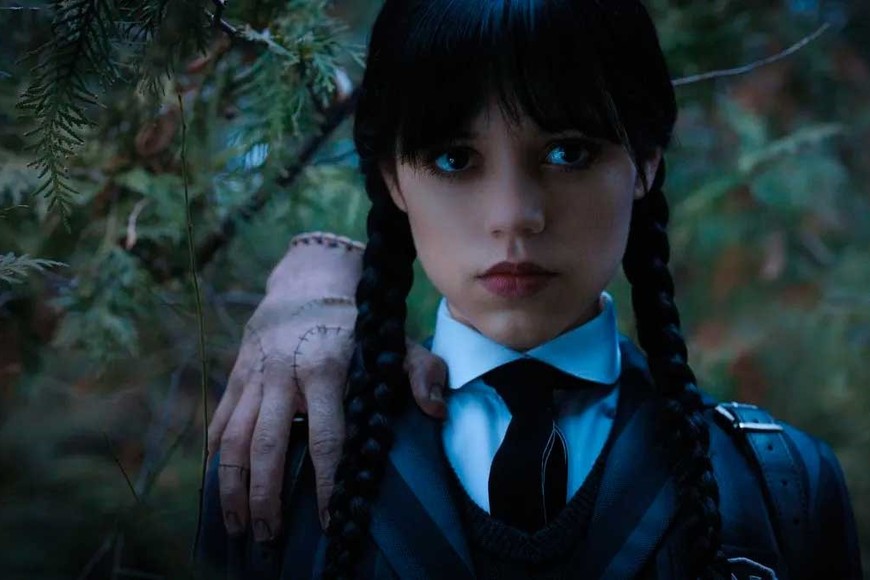 Merlina y su inseparable amigo "Dedos".