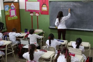 Si el docente no puede llegar a la escuela a causa del paro de transporte deberá justificarlo.
