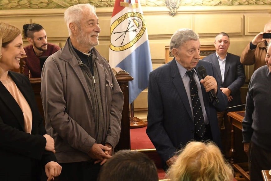 Lo homenajearon por su valioso aporte a la cultura popular argentina.