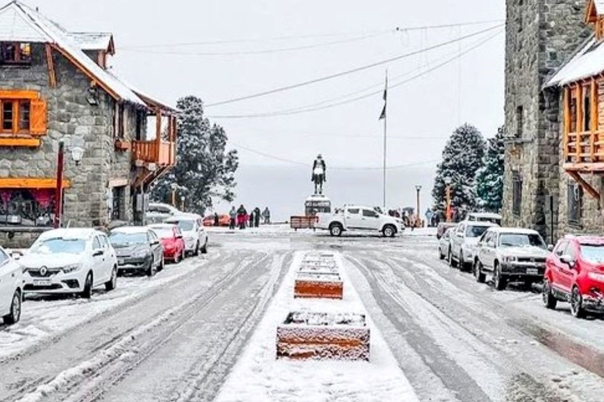 Durante todo el fin de semana cayeron 50 centímetros de nieve en la ciudad.
