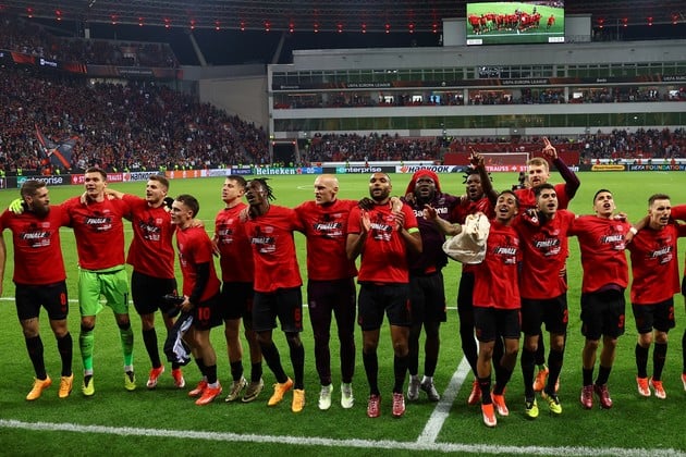 Europa League: el Bayer Leverkusen salvó su invicto sobre la hora y eliminó a la Roma