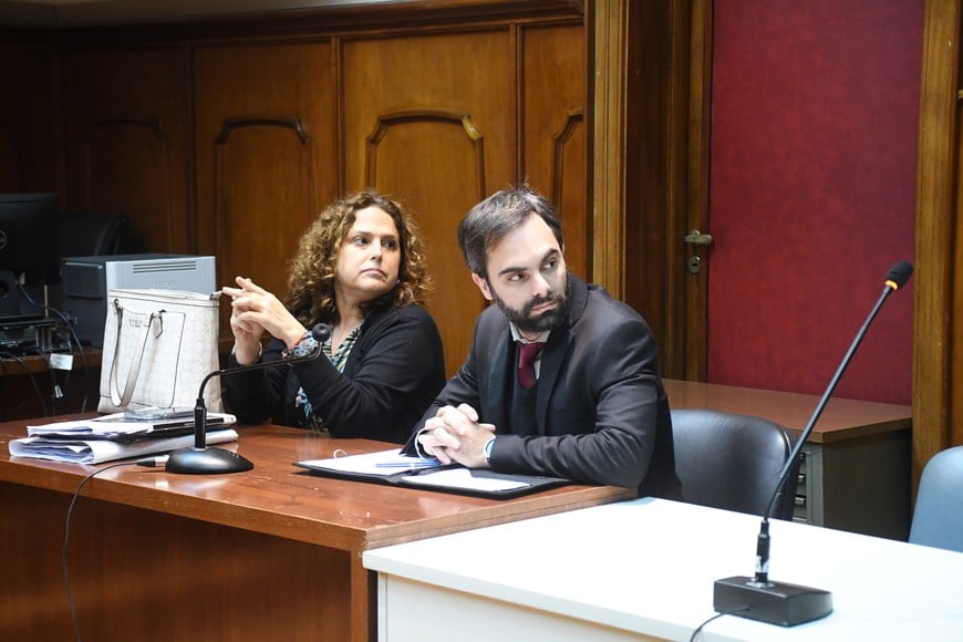 Los fiscales Barbara Ilera y Ezequiel Hernández, de la Unidad de Delitos Complejos. Crédito: Flavio Raina