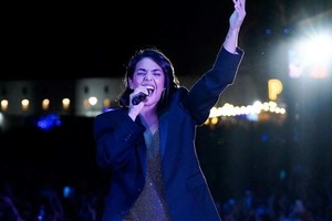 Ángela Leiva festeja  sus 15 años con la música