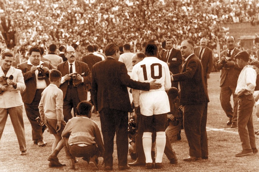 Pelé en el que posteriormente sería el Cementerio de los Elefantes. Crédito: Archivo El Litoral