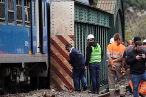 Según empleados, los trenes tenían problemas de señalización debido al robo de cables, lo que afectaba el servicio. Crédito: REUTERS/Agustin Marcarian.