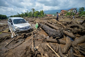 Destrozos en Agam, Sumatra Occidental, Indonesia. Crédito: Antara Foto/Iggo El Fitra