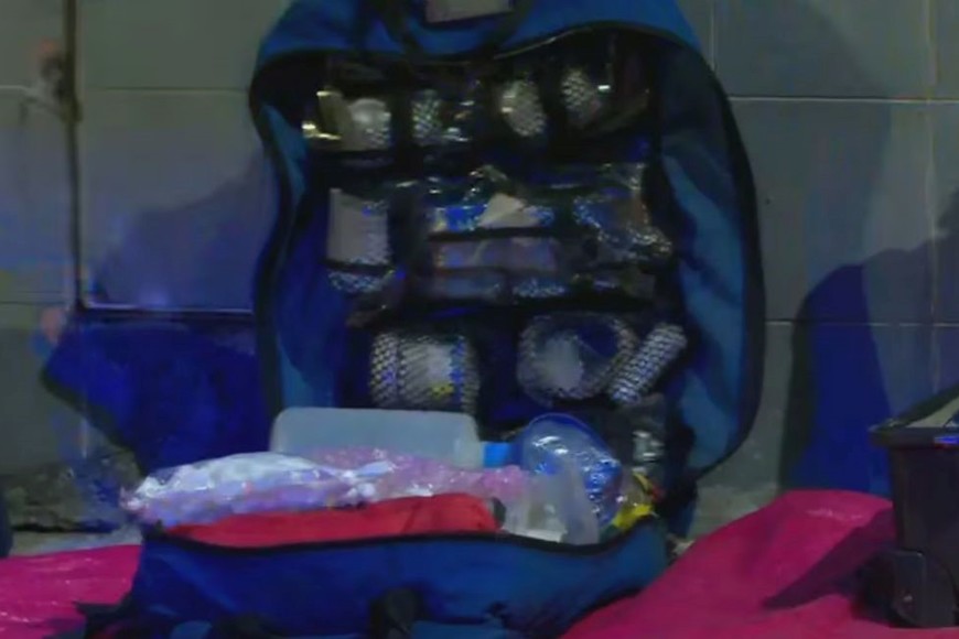 Según las autoridades, se encontró radiación de bajo nivel dentro del contenedor.