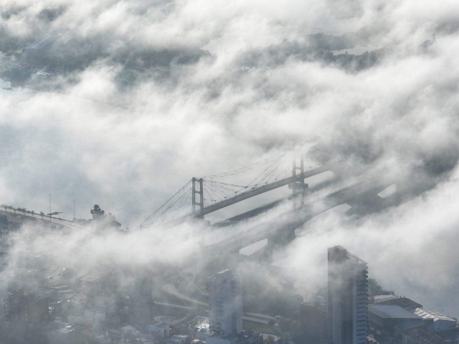 Desde el drone así si vio el fenómeno climático.