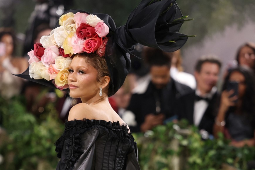 Zendaya poses at the Met Gala, an annual fundraising gala held for the benefit of the Metropolitan Museum of Art's Costume Institute with this year's theme 'Sleeping Beauties: Reawakening Fashion' in New York City, New York, U.S., May 6, 2024. REUTERS/Andrew Kelly