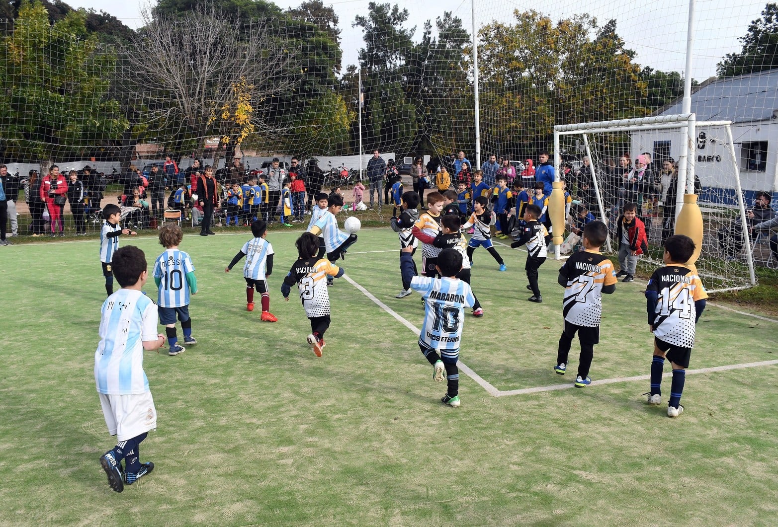 En el club Bahco los niños de distintas escuelitas de fútbol disfrutaron de un encuentro formidable en su quinto encuentro en este 2024.
