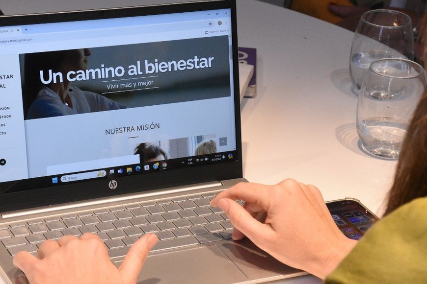 Este enfoque holístico y multifacético de la salud demuestra cómo la medicina puede adaptarse y responder a las complejas necesidades de la sociedad moderna.