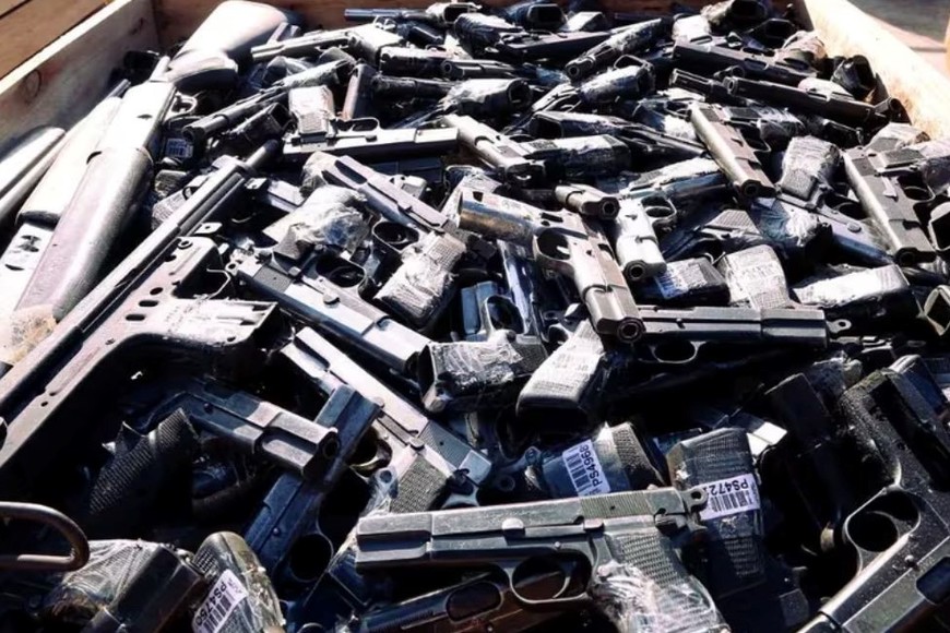 Prorroga hasta diciembre de 2027 el "Programa Nacional de Entrega Voluntaria de Armas de Fuego"
