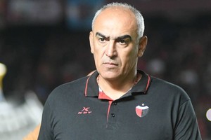 Delfino pondrá los mismos once titulares para mantener la punta y el invicto. Créditos: Manuel Fabatia