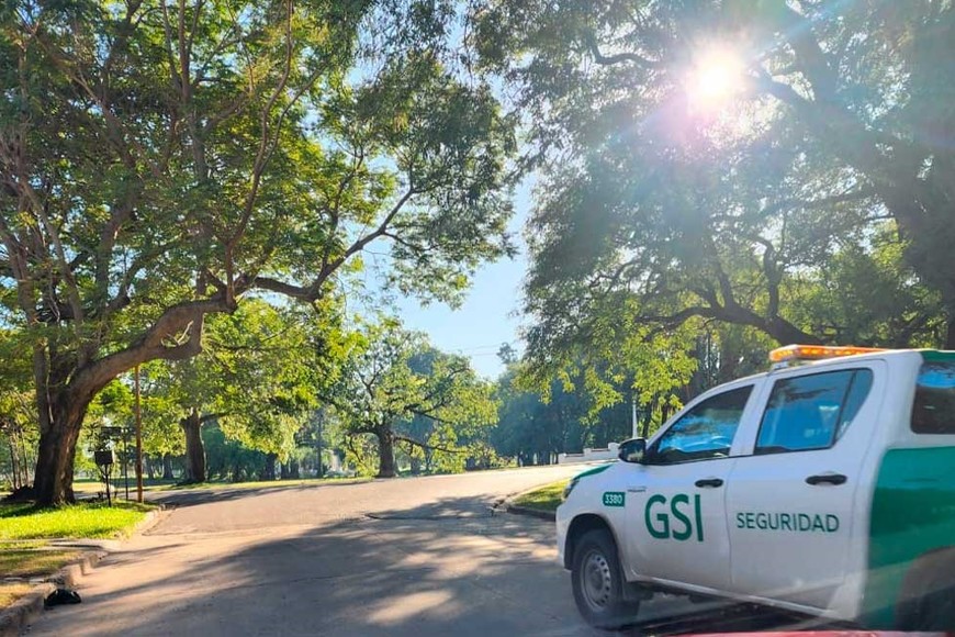 El vecino reconoce presencia de la policía y la guardia urbana.
