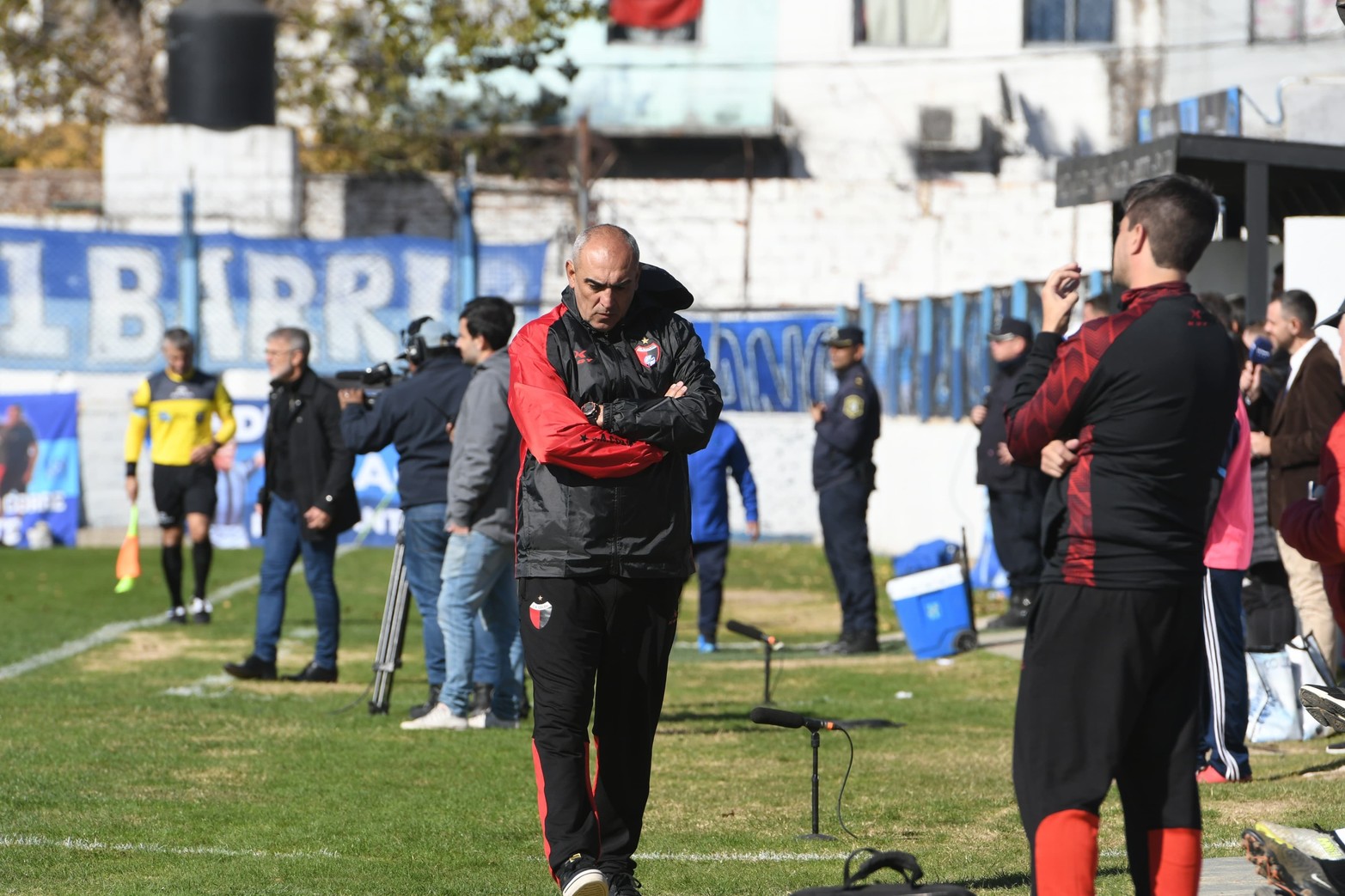 Colón perdió 2 a 0 en su visita a San Telmo.
