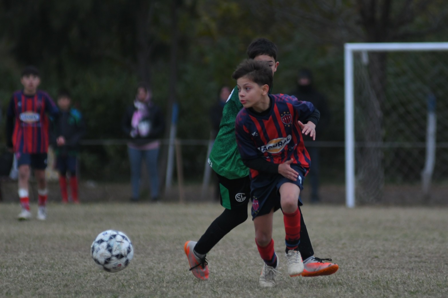 Azulgrana 2024. Este fin de semana se jugó la segunda edición del mega torneo de fútbol infantil de La Perla del Oeste en Recreo Sur.