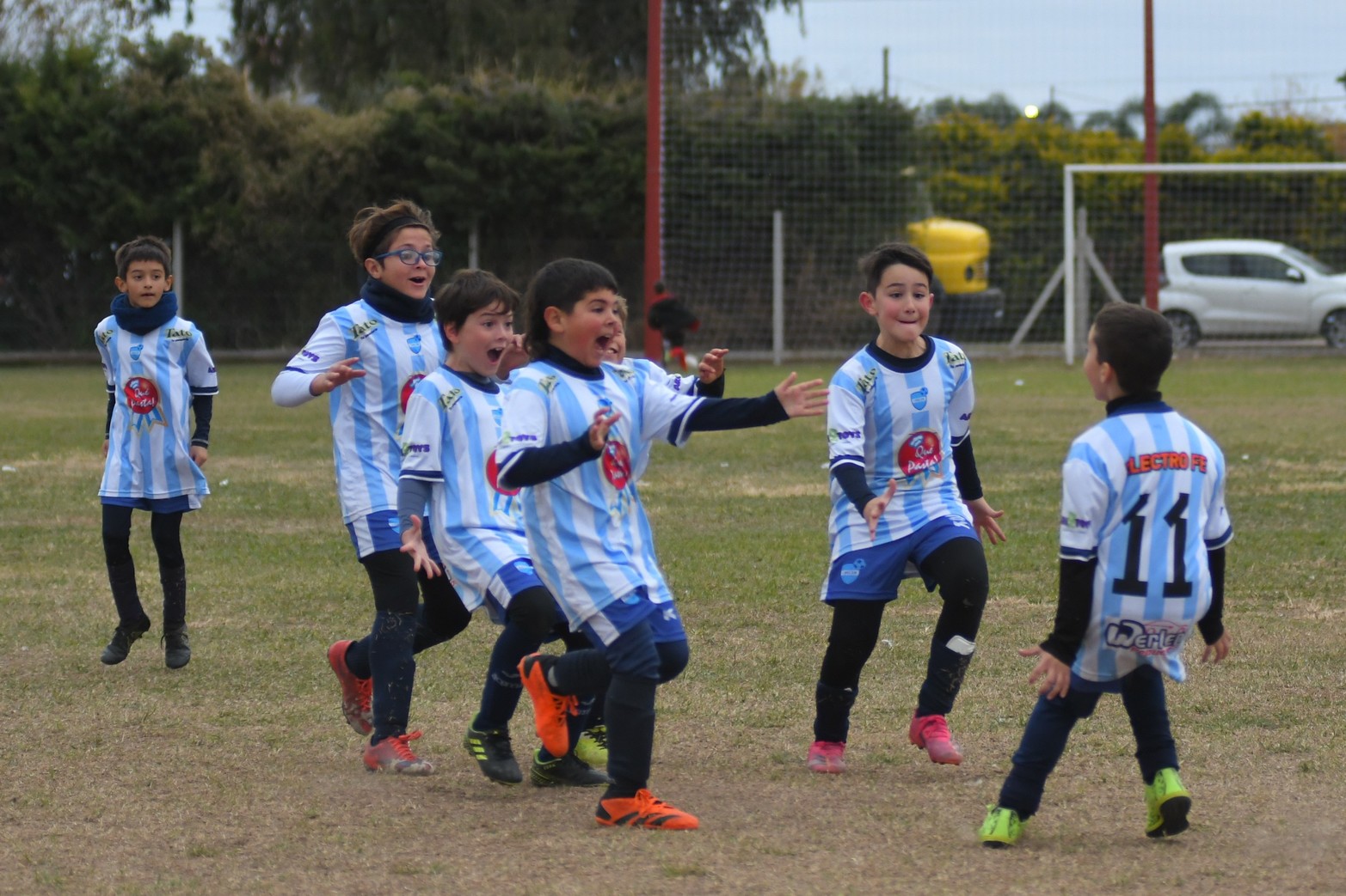 Azulgrana 2024. Este fin de semana se jugó la segunda edición del mega torneo de fútbol infantil de La Perla del Oeste en Recreo Sur.