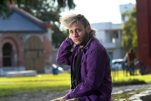 El activista presenta en Santa Fe su libro “El secreto más profundo”. Será el viernes, desde las 19.30, en la Biblioteca José Gálvez (Foro UNL), 9 de Julio 2150.

Flavio Raina.