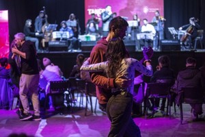 La inscripción a las Preliminares del Festival y Mundial de Tango Buenos Aires 2024 se encuentra abierta hasta el 3 de junio. Las parejas que deseen participar pueden anotarse en las categorías Tango Pista (mayores de 18 años. Categoría Oficial), Tango Senior (mayores de 55 años. Categoría No Oficial) o en ambas. 
Foto: Gentileza