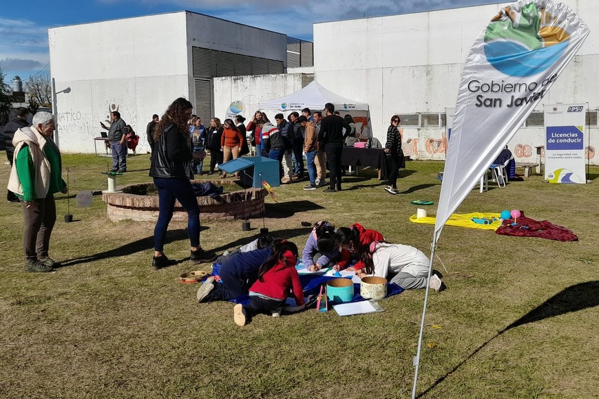 "La idea es estar presentes en lugares estratégicos que abarquen diferentes barrios. La semana que viene iremos a la zona sur, y la siguiente a la zona norte", explicó González.
