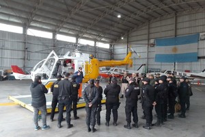 De la capacitación participan efectivos de Gendarmería Nacional, Policía de Santa Fe, Policía Federal Argentina, Prefectura Naval Argentina y Policía de Seguridad Aeroportuaria.