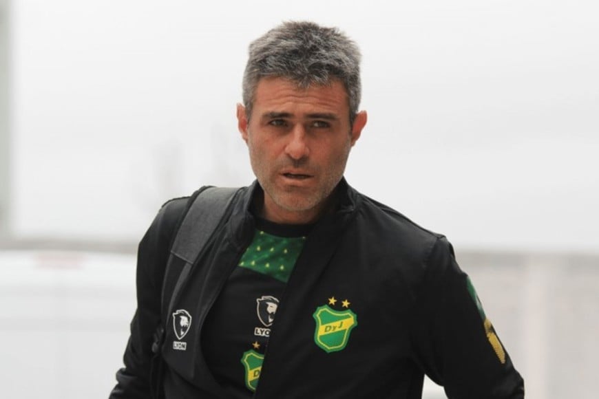 Julio Vaccari, el hombre que cumplió una buena faena en el club de Varela y que podría llegar a Independiente luego del no de Lorcamón.