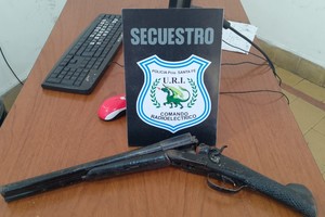 Algunas de las armas que fueron incautadas.