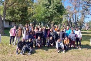 El proyecto se realiza como tarea de fin de ciclo y está basado en un programa de actividades que incluyen tareas campamentiles, primeros auxilios, recreación y juegos nocturnos.