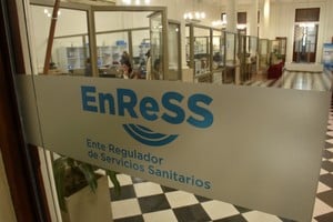 El Poder Ejecutivo designó a un nuevo director en el Ente Regulador de Servicios Sanitarios. Créditos: Guillermo Di Salvatore