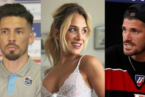 Fuerte cruce entre los futbolistas