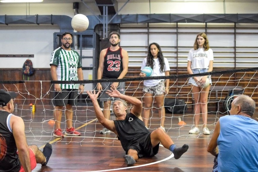 Uno de los deportes más solicitado es el vóley.