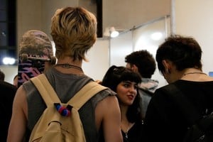 Como estrategia para incentivar la participación y presentación de producciones a La Bienal, un equipo de profesionales, docentes y mediadores culturales de la Secretaría de Extensión y Cultura pone a disposición una propuesta de experimentación artística para realizar con jóvenes. Foto: UNL