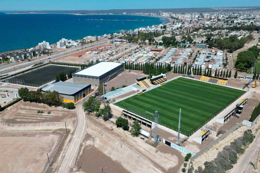La cancha donde jugará Colón este domingo 9 de junio. Habrá 900 hinchas rojinegros.