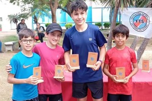 Fueron 7 alumnos del Prof. Walter Gasparini que participaron de los eventos y 5 obtuvieron el pasaje al máximo certamen argentino.