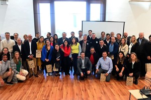 Las autoridades presentes durante el lanzamiento del programa.