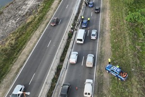 El conductor del vehículo fue trasladado al hospital Cullen. Créditos: Fernando Nicola